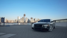 Audi A8     -